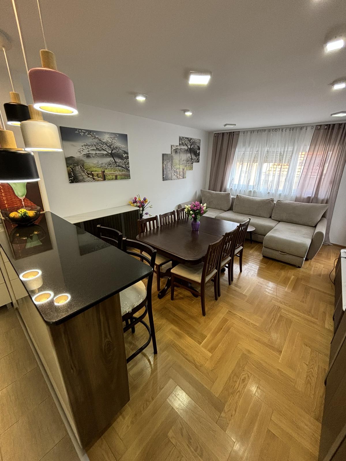 Furnished Three-Bedroom Apartment of 70 m² on the Fifth Floor, Dubovica Luks, Budva